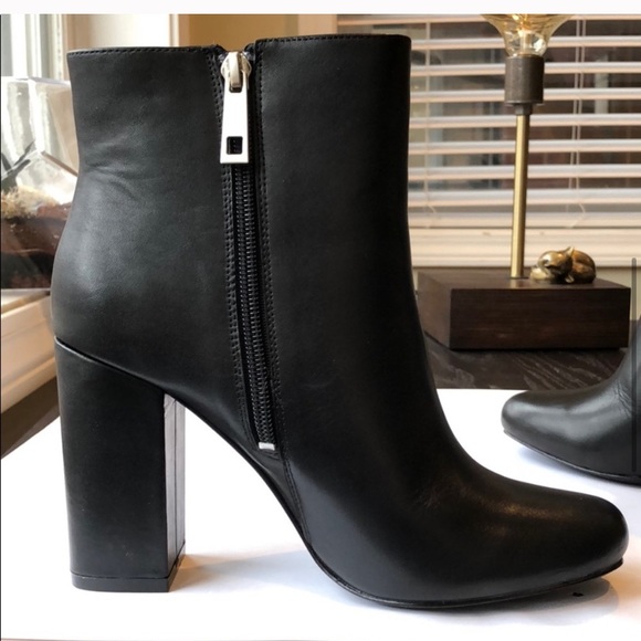 Charles David Block Heel Booties - Picture 4 of 7